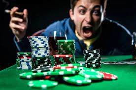 Зеркало Casino Triumf